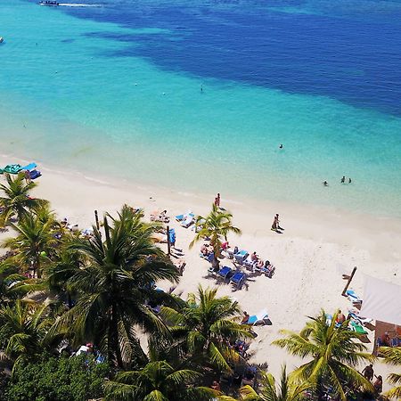 Hotel Henry Morgan All Inclusive ويست باي المظهر الخارجي الصورة